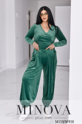 Костюм №950-зелений